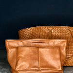 The Bag Organizer PENNY by LABEL17 is crafted from supple nappa leather and brings effortless style and order to large handbags. With integrated outer and inner compartments and a magnetic closure, it fits perfectly into our Shoulder Bag ORIGINAL.