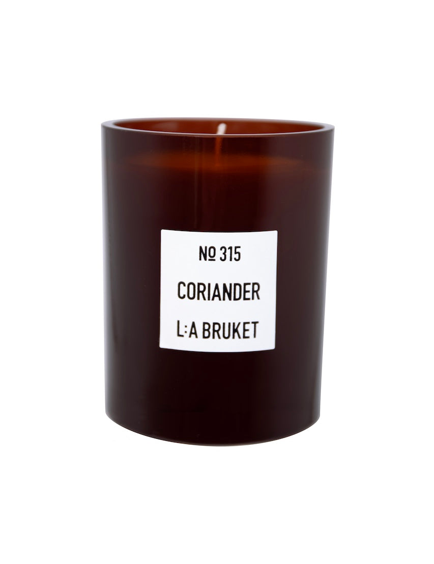LA BRUKET 315 Coriander Candle, available at LABEL17, Zurich Seefeld
