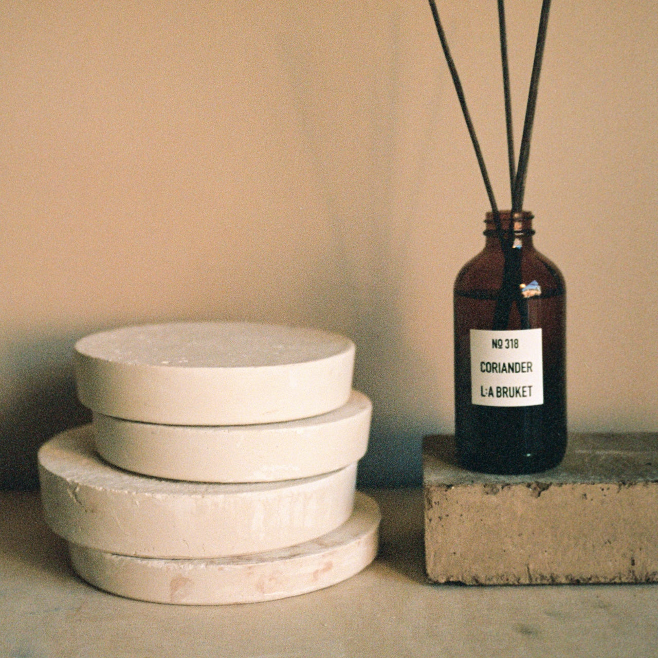 LA BRUKET 318 Room Diffusor Coriander at LABEL17