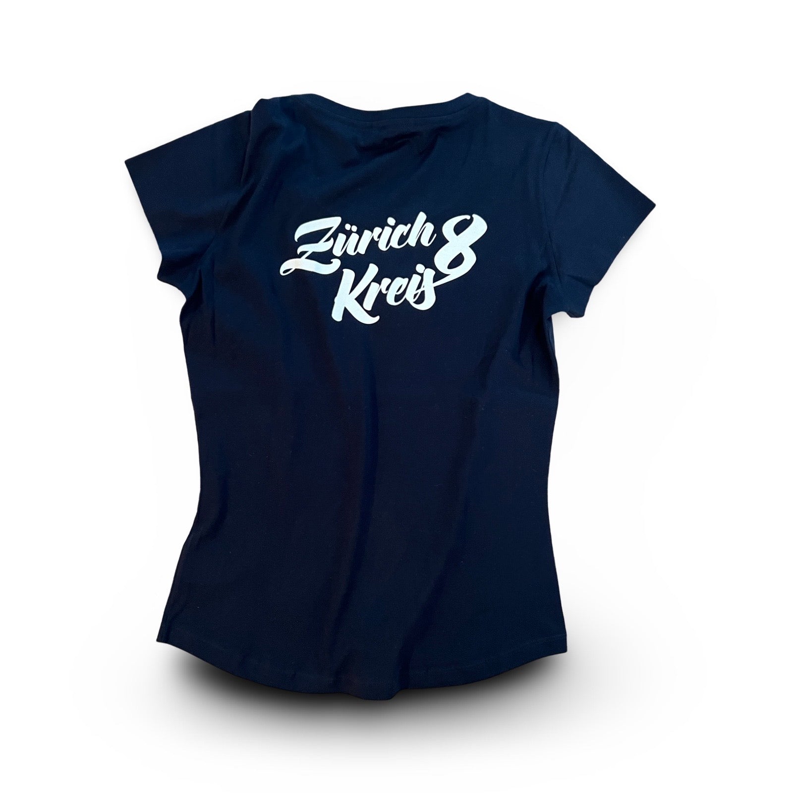 Zurich Kreis 8 meets Stefan Brandt and LABEL17 to celebrate the Quality and Style of Timeless Elegance with this T-Shirt