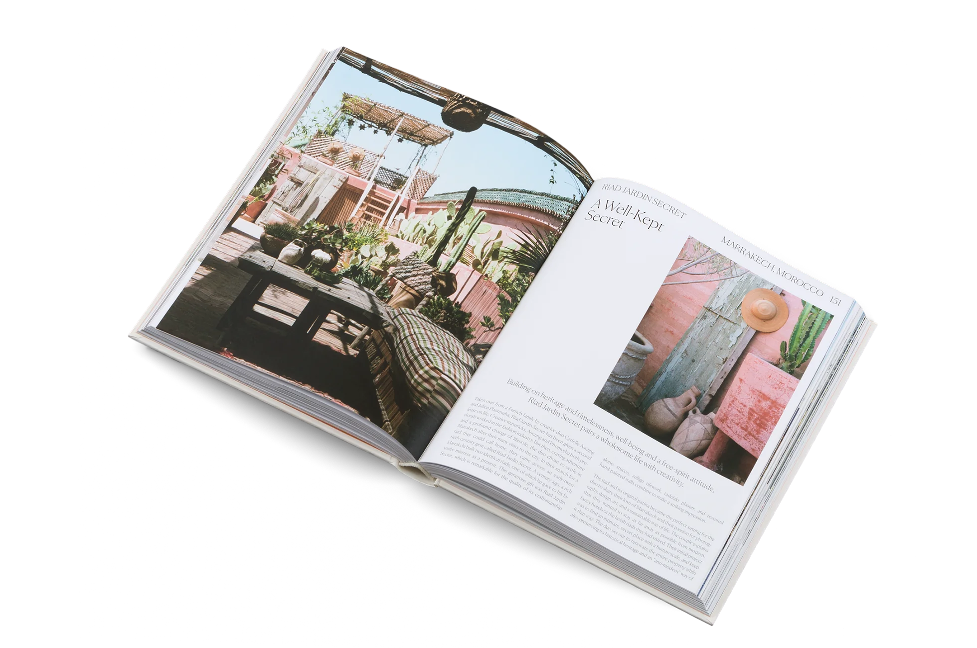 Bon Voyage Book: dedicated to the most beautiful Boutique-Hotels for conscious traveling and lifestyle, pairing with the Idea behind LABEL17.