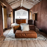 Bon Voyage Book: dedicated to the most beautiful Boutique-Hotels for conscious traveling and lifestyle, pairing with the Idea behind LABEL17.